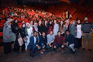 Türkiye Burslusu Öğrenciler Türkçe Tiyatro Oyununu İzledi