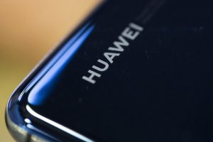 Huawei 28,5 saniyede bir telefon üretiyor