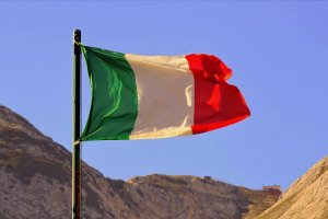  İtalya'da göçmen işçilere ırkçı saldırı