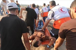 İsrail ordusu Gazze sınırında 15 Filistinliyi yaraladı
