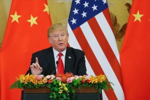 Trump 'Tekrar seçilirsem, Çin ile ticari anlaşma daha sert olacak' mesajı