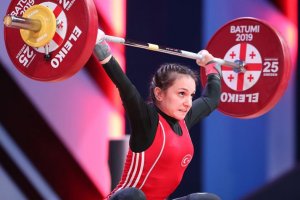 Milli halterci Şaziye Erdoğan dünya şampiyonu oldu
