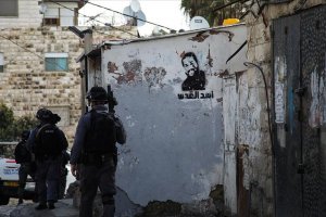 İsrail güçleri Batı Şeria'da 10 Filistinliyi gözaltına aldı
