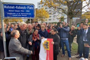 Almanya'da ırkçı cinayet kurbanı Kubaşık'ın ismi bir meydana verildi
