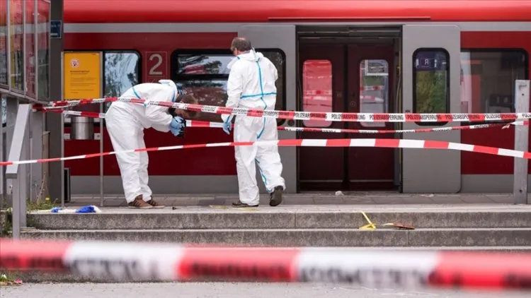 Almanya'da tren vagonunda bomba alarımı