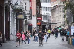 Slovenya'da sokağa çıkma yasağı