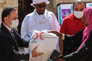 Türk Kızılay'dan Sudan'daki ihtiyaç sahiplerine gıda yardımı