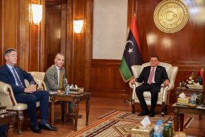 Almanya Dışişler Bakanı Maas, Libya'daki büyükelçiliğini yeniden açtı