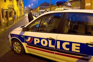 Fransa'da 3 camiye İslamofobik saldırı düzenlendi