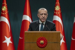 Cumhurbaşkanı Erdoğan'dan Sezai Karakoç için başsağlığı: Vefatını derin teessürle öğrendim