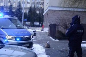 Türkiye'nin Varşova Büyükelçiliği'ne molotofkokteylli saldırı