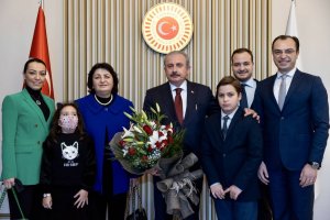 TBMM Başkanı Şentop Batı Trakya Türklerinin savunucusu merhum Dr. Sadık Ahmet'in ailesini kabul etti