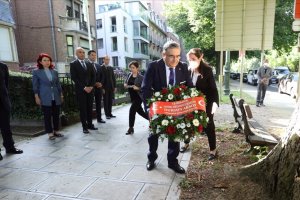 Brüksel‘de şehit edilen Türk diplomat Dursun Aksoy anıldı