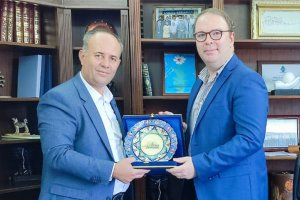 Başkonsolos Aykut Ünal, Kozlukebir Belediye Başkanı Rıdvan Ahmet'i ziyaret etti