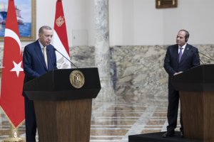 Cumhurbaşkanı Erdoğan Mısır’da Sisi ile görüştü