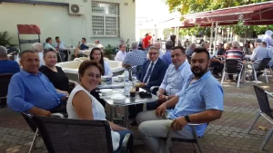 Gümülcine Türk Gençler Birliği tarafından Muharrem ayı münasebetiyle vatandaşlara aşure