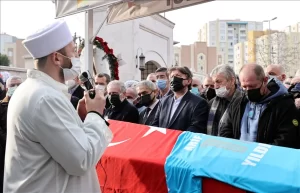Rumeli türkülerinin usta sesi Arif Şentürk, toprağa verildi.