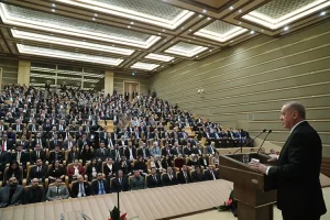 Cumhurbaşkanı Erdoğan, "200-250 bin mülteci sınırımıza doğru hareket halinde. Tedbirlerle
