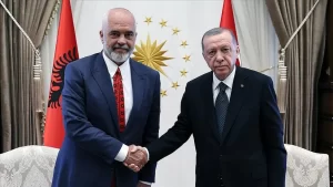 Arnavutluk Başbakanı Edi Rama, Türkiye'nin Virüs salgını döneminde kendilerine destek