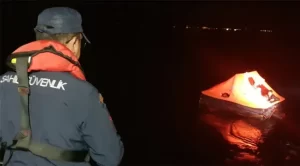 Aydın'ın Didim ilçesi açıklarında, Yunan sahil güvenliği tarafından can salına