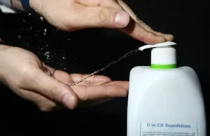 Kolonya ve el dezenfektanları, antiseptik özelliği nedeniyle COVID-19'a karşı çok