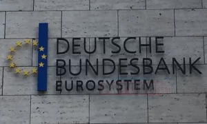 BERLİN     Almanya Merkez Bankası Yönetim Kurulu Üyesi Burkhard