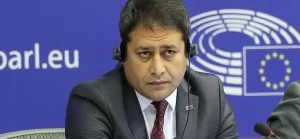 AB'yi darbe girişimi karşısında sessiz kalmakla eleştiren Şahin, "Duyduğum utançlardan