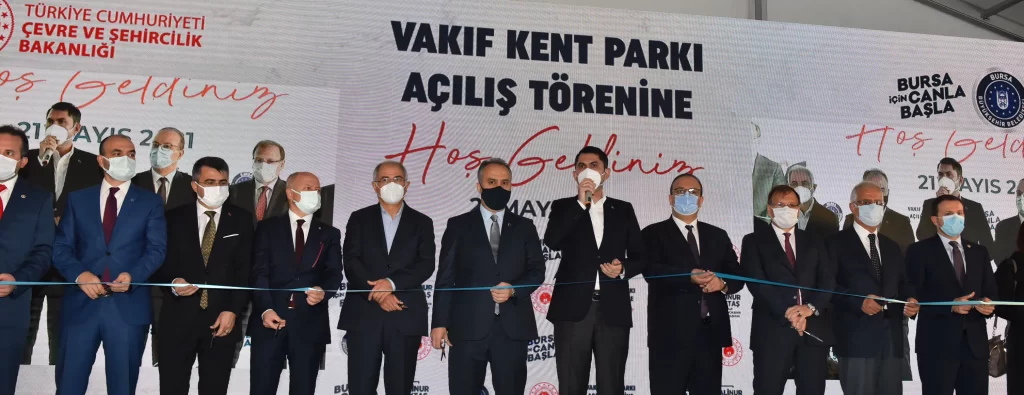 Bursa’da vakıf bera kent parkı hizmete açıldı