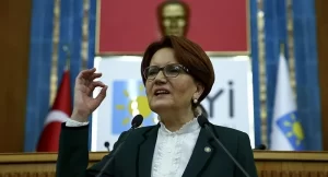 Meral Akşener, partisinin Türkiye Büyük Millet Meclisi'nde (TBMM) düzenlenen grup