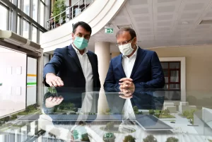 Bursa’nın merkezinde 2 bin araçlık otoparkıyla şehir içi trafiği büyük