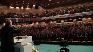 Erdoğan 40 ilin belediye başkan adaylarını açıkladı Cumhurbaşkanı Erdoğan, Haliç