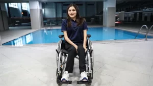 Uyarıları beyinden kaslara ileten sinirlerde tahribata neden olan bir tür