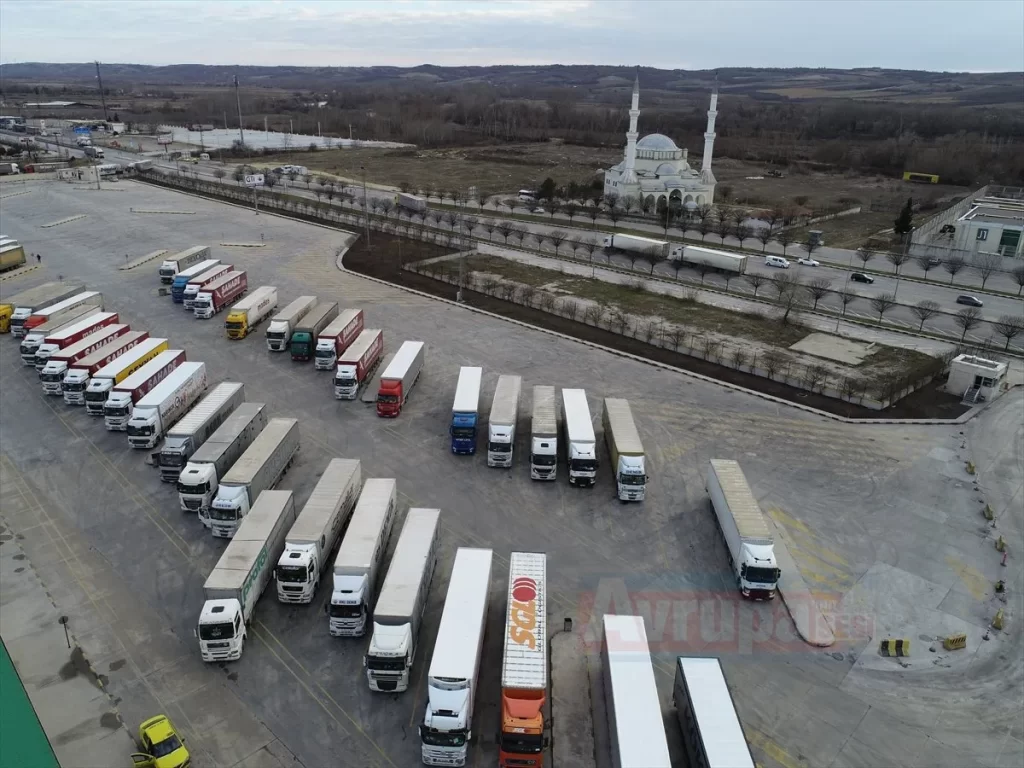 "Kapıkule'de tır kuyrukları tarih olacak"