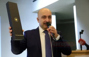 BERLİN