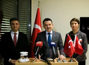 BERLİN


