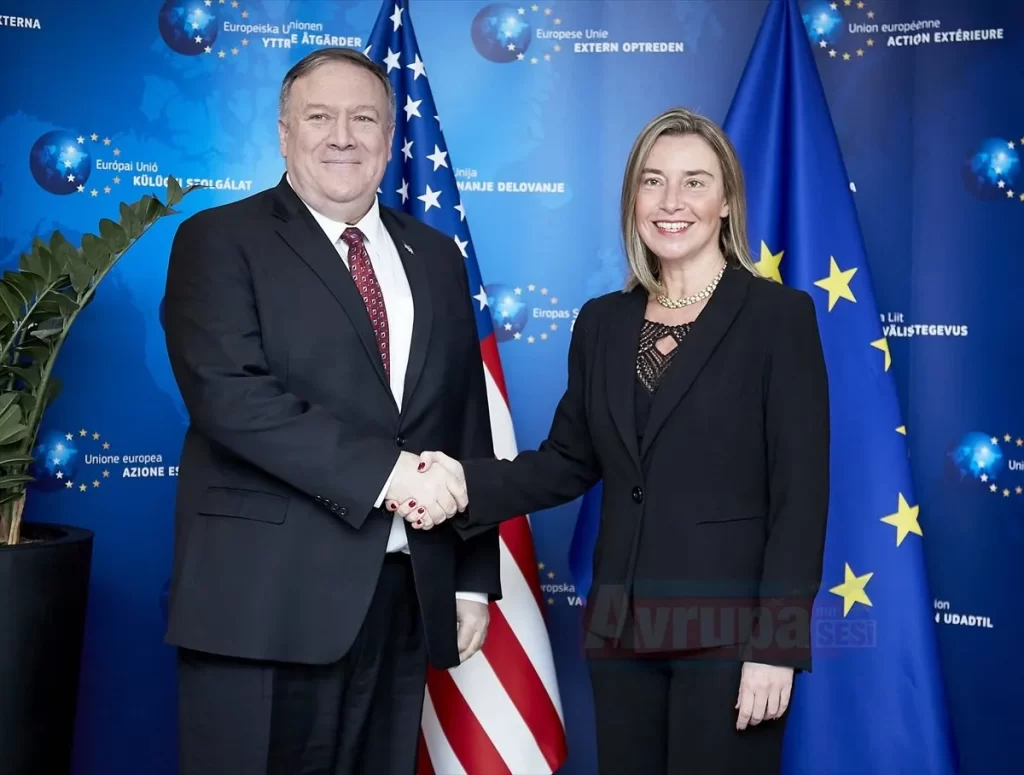 Mogherini ve Pompeo ikili  görüştü