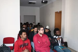 KAYSERİ   Kayseri'de faaliyet gösteren Medeniyetin Burçları Derneği, üniversitede okuyan