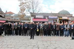 ÜSKÜP   Terör saldırısında hayatını kaybedenler için Kuzey Makedonya'nın başkenti