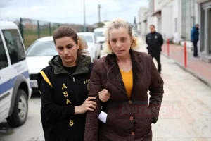ADANA   Örtülü iki kadından birini taciz ve darbederek tehdit