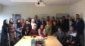 Nordrhein-Westfalen   Almanya'nın Duisburg kentinde yaşayan Türk gençler, Helios St.