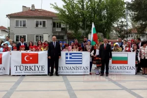 Suriyeli öğrenci ülkesinde bayram kutlamak istiyor   Edirne Valisi Ekrem