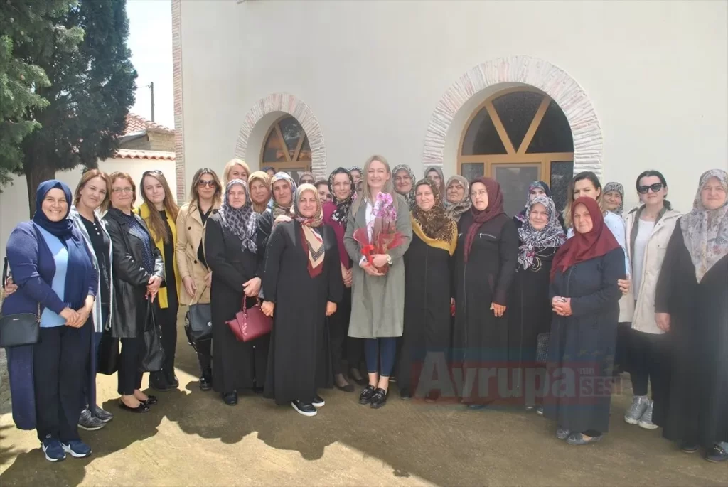 Batı Trakya'daki Türk azınlık AP seçimlerine DEB ile katılıyor