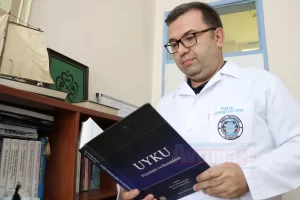 "Özellikle tablet ve cep telefonlarının parlak ekranlarına uykuya yakın saatlerde