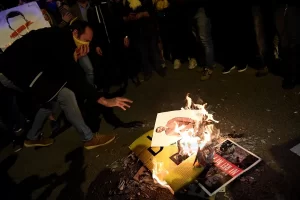 Parlamenter monarşi ile yönetilen İspanya'nın Katalonya özerk yönetiminde bağımsızlık yanlısı