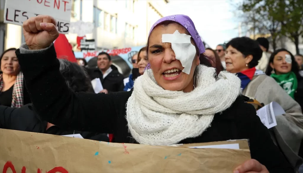 Brüksel'de kadına yönelik şiddet protesto edildi