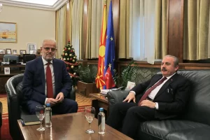 TBMM Başkanı Şentop, başkent Üsküp’te Caferi ile görüştü
