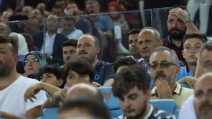 Trabzonspor, Süper Lig'in 2. haftasında konuk ettiği Yeni Malatyaspor'u 2-1