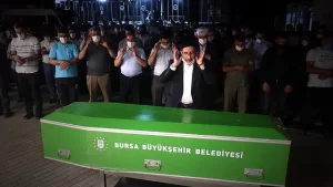 Bursa'nın Kestel ilçesinde sel sularına kapılarak kaybolan Derya Bilen'in cenazesi,