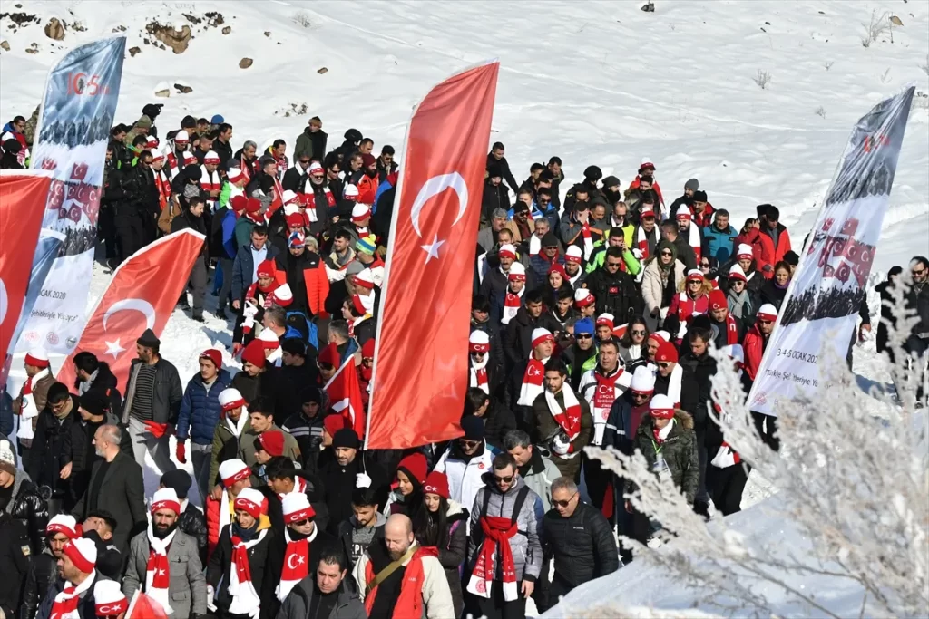 Gençlik fedakar ecdadı 105'inci yılında anıyor