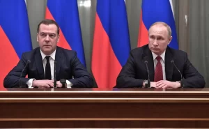 Rusya Başbakanı Dmitriy Medvedev, hükümetin istifa ettiğini duyurdu